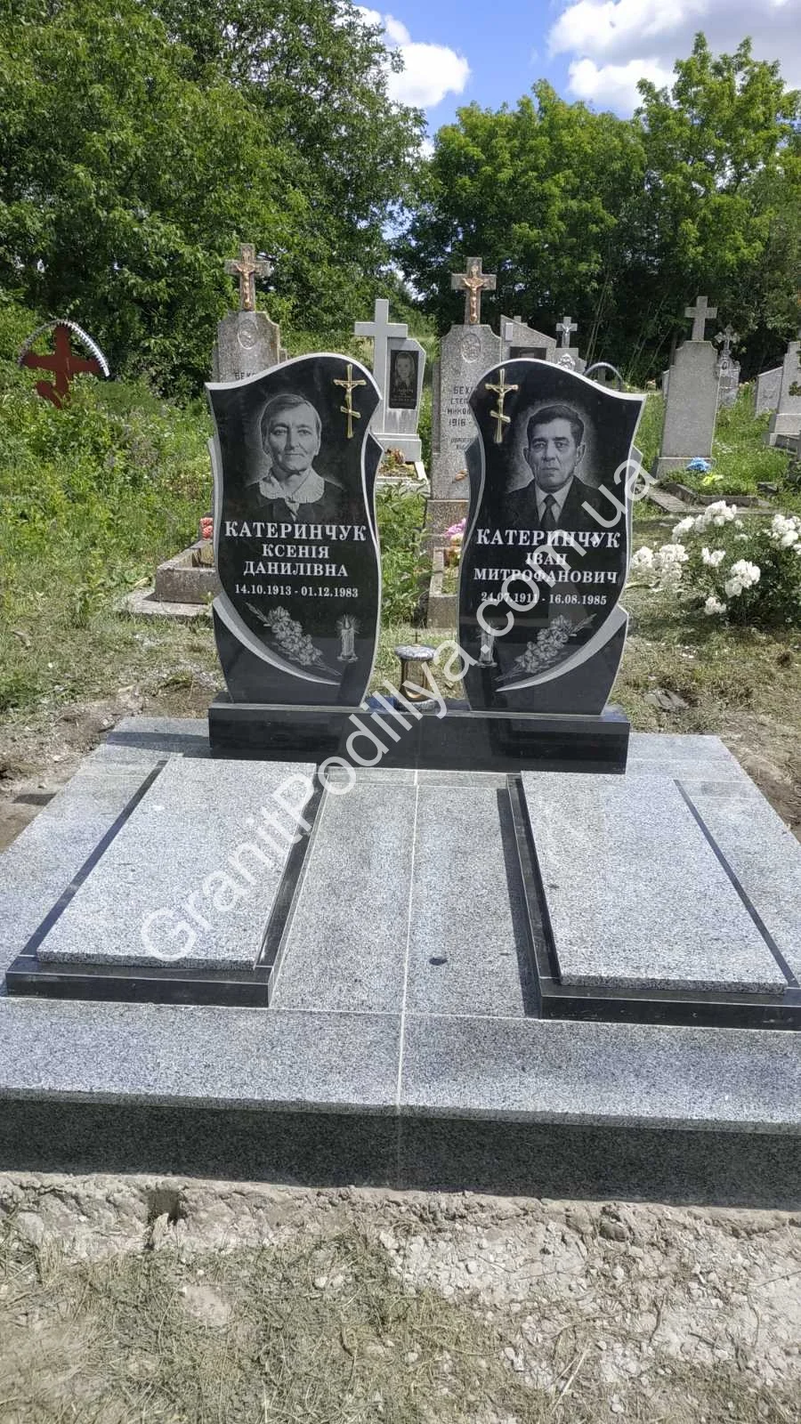 Подвійний пам'ятник з граніту - Кам'янець-Подільський | GranitPodillya